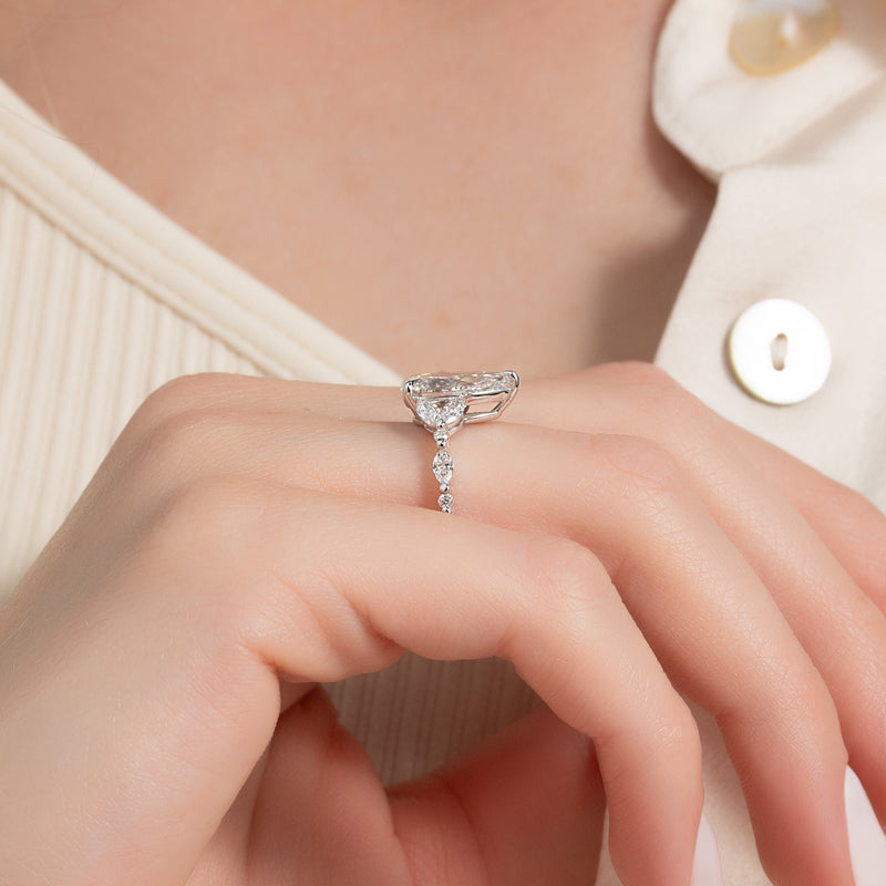 Timeless engagement ring, Elegant engagement ring, Whimsical engagement ring, Chic