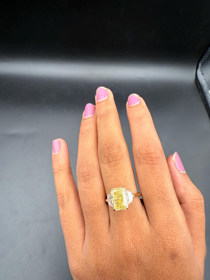 Radiant Cut Diamond Ring GoalsFancy Color Lab Diamond JewelryGold Radiant Trilogy Ring