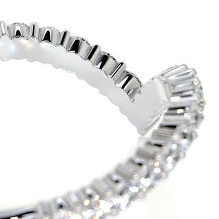 round-curved-cvd-ef-vvs-diamond-wedding-band