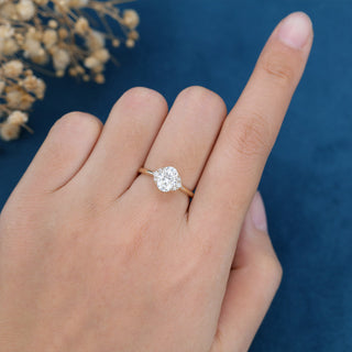 oval-shaped-moissanite-cluster-engagement-ring-24