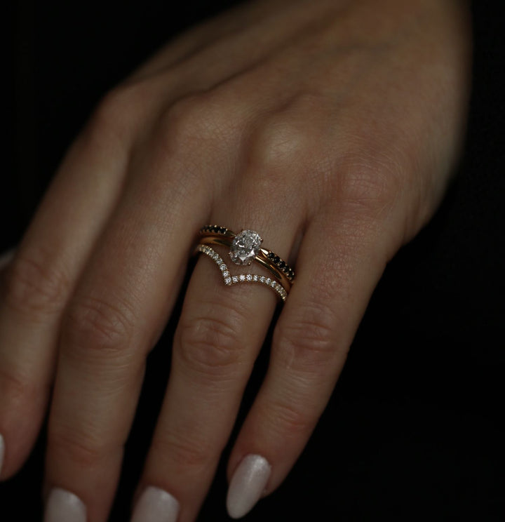 0-91-ct-oval-solitaire-cvd-e-vvs2-diamond-engagement-ring