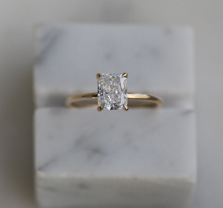 1-53-ct-radiant-solitaire-cvd-e-vvs2-diamond-engagement-ring