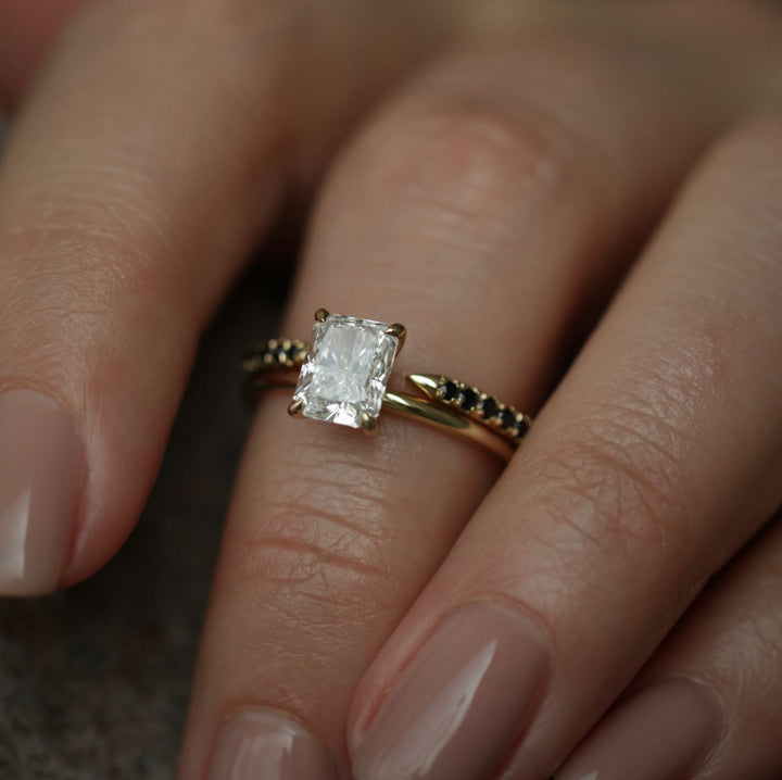 1-53-ct-radiant-solitaire-cvd-e-vvs2-diamond-engagement-ring