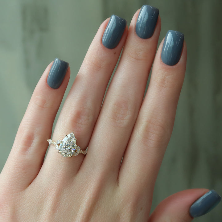 Antique diamond engagement ring, Modern diamond engagement ring