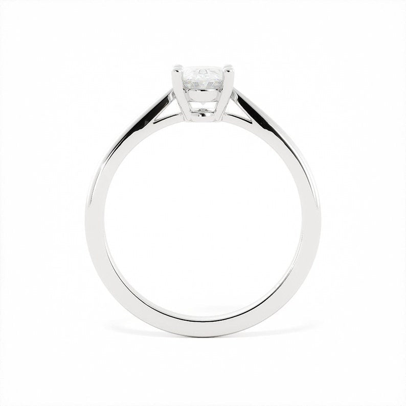0-82-ct-oval-solitaire-g-vs2-diamond-engagement-ring
