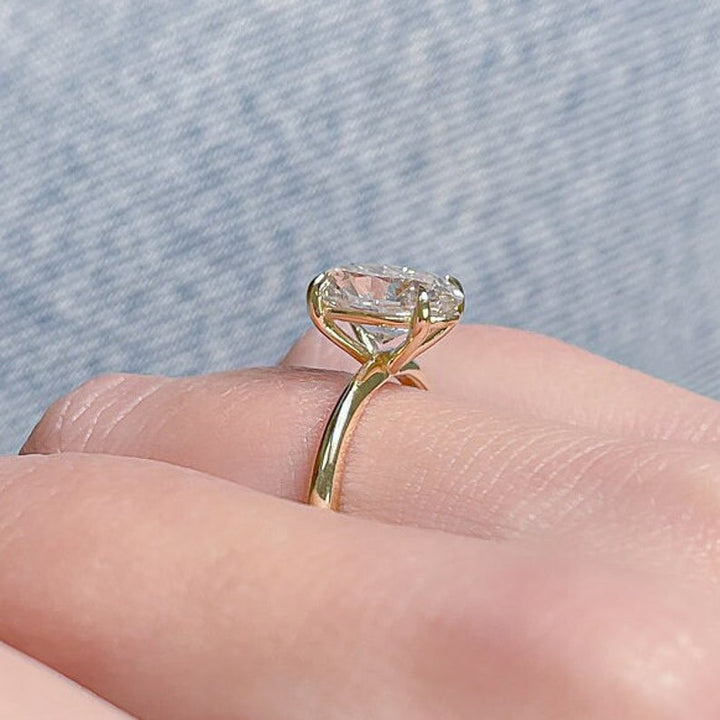 2-28-ct-oval-solitaire-cvd-f-vs1-diamond-engagement-ring
