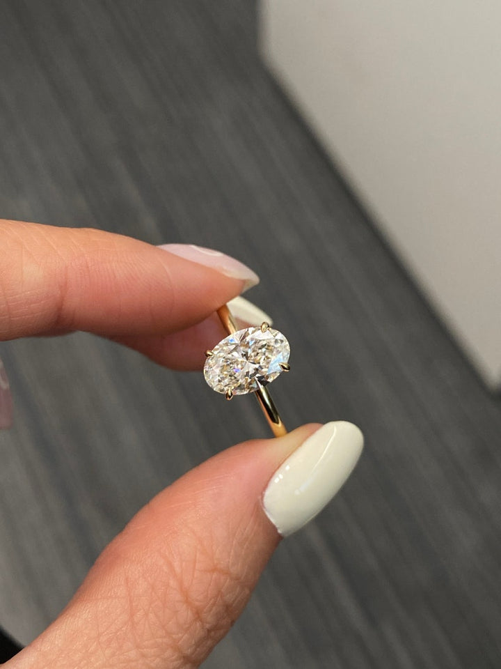 1.50ct-2.50ct Oval Cut Lab Grown Diamond Solitaire Engagement Ring