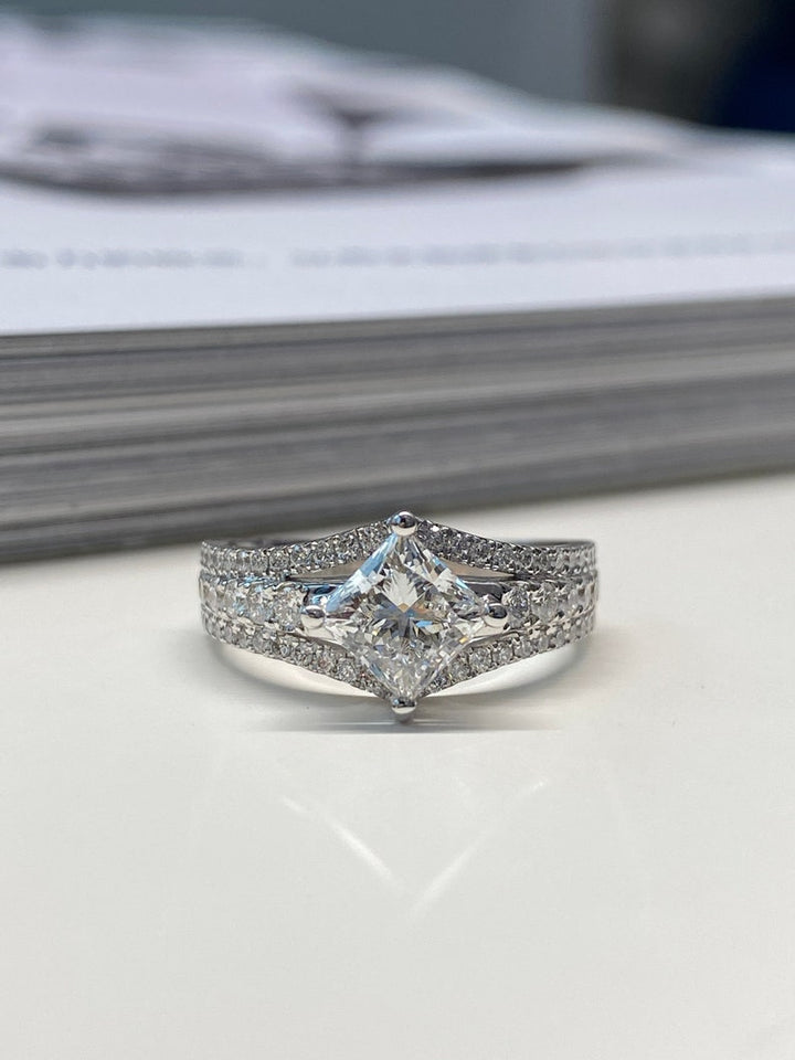 1.0ct-2.0ct Princess Cut Lab Grown Split Shank Diamond Engagement Ring