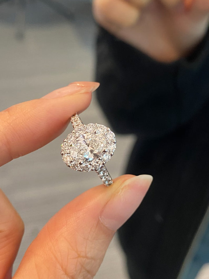 1.0ct-2.0ct Oval Cut Lab Grown Diamond Halo Engagement Ring