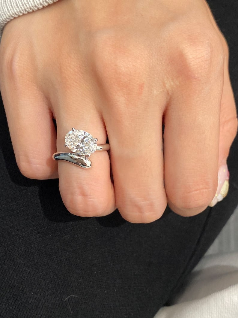 1.50ct-2.50ct Oval Cut Lab Grown Diamond Bypass Engagement Ring