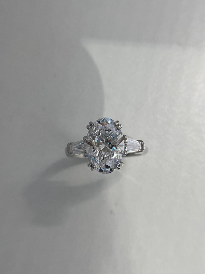2.50ct-3.50ct Oval Cut Lab Grown Diamond Three Stone Engagement Ring