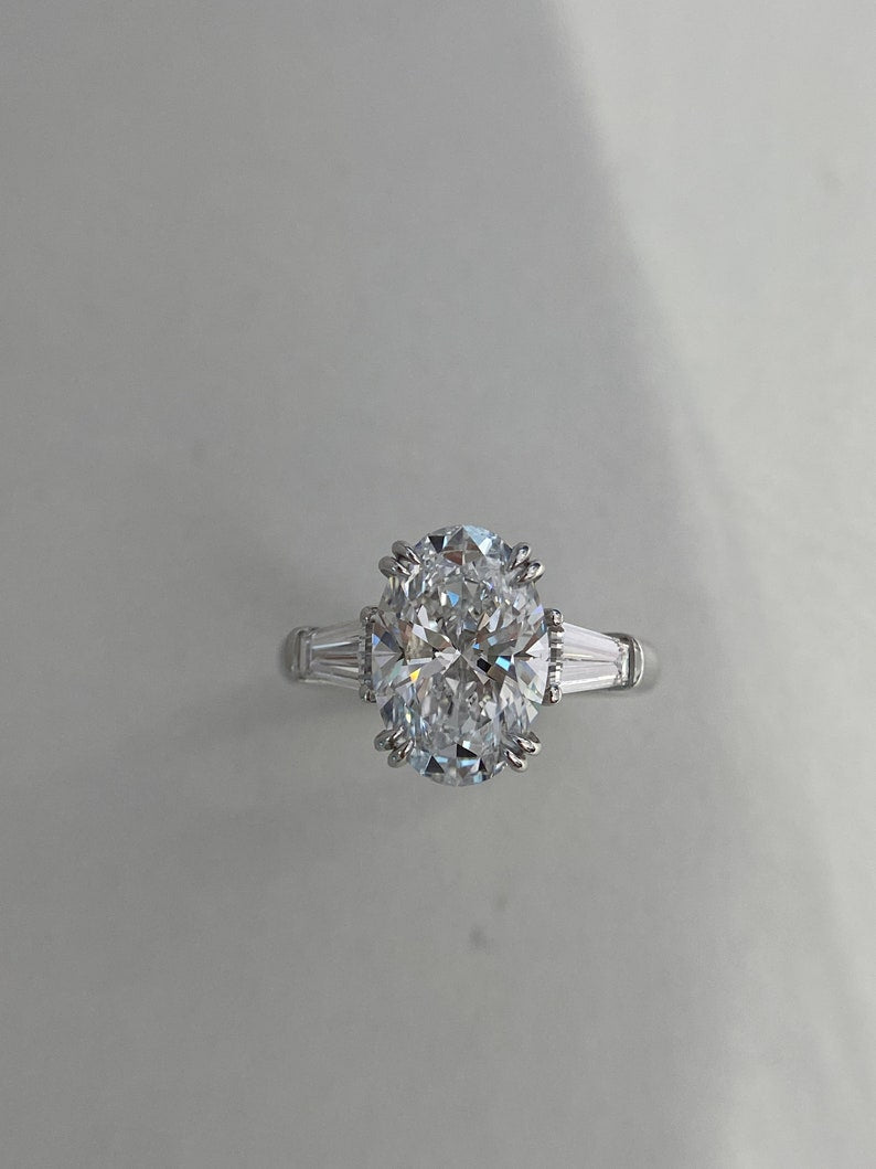 2.50ct-3.50ct Oval Cut Lab Grown Diamond Three Stone Engagement Ring