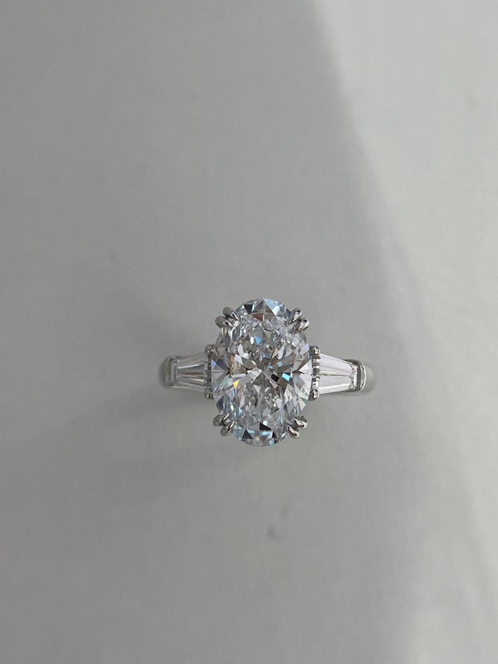 2.50ct-3.50ct Oval Cut Lab Grown Diamond Three Stone Engagement Ring