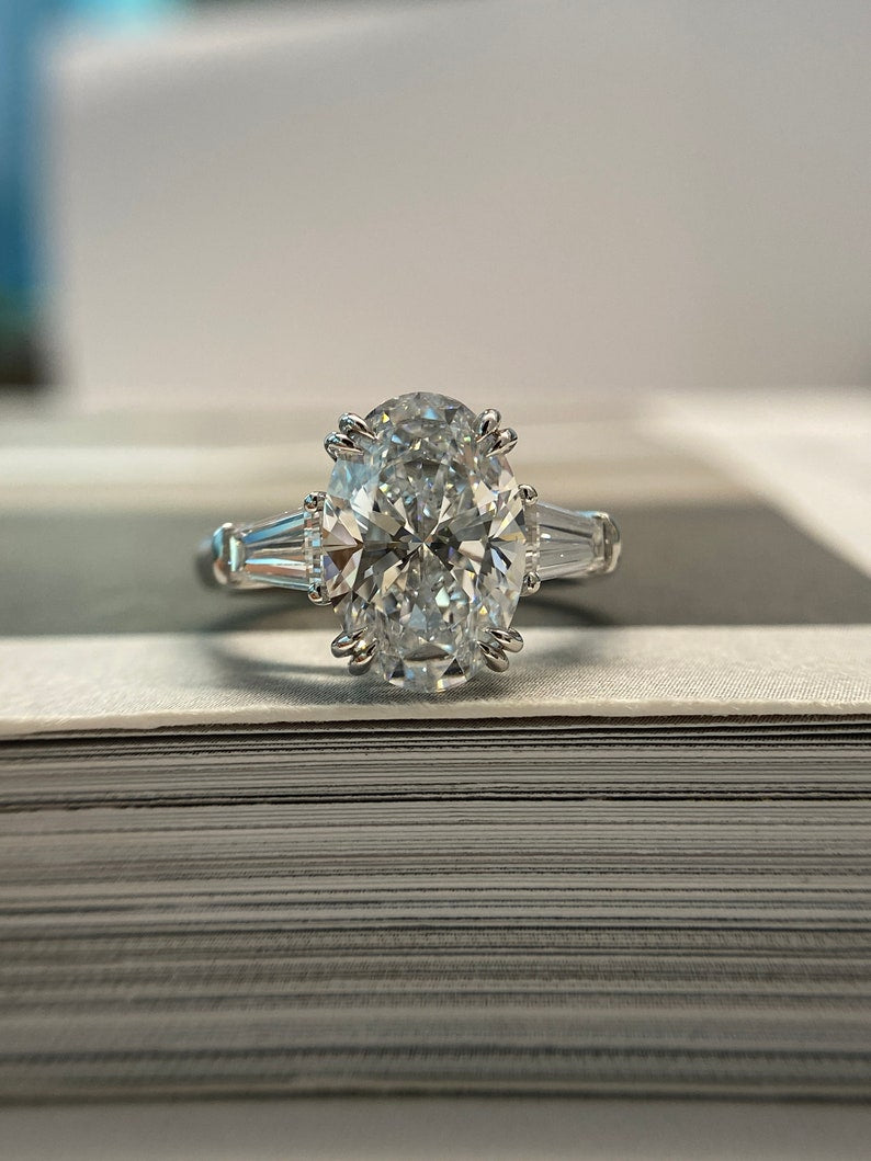 2.50ct-3.50ct Oval Cut Lab Grown Diamond Three Stone Engagement Ring