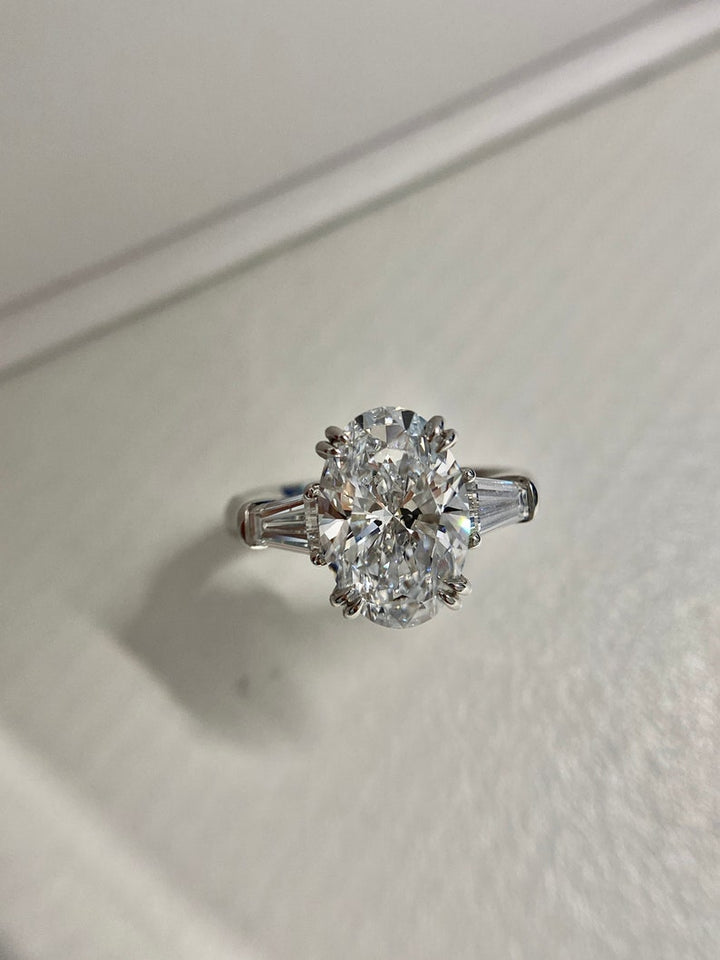 2.50ct-3.50ct Oval Cut Lab Grown Diamond Three Stone Engagement Ring