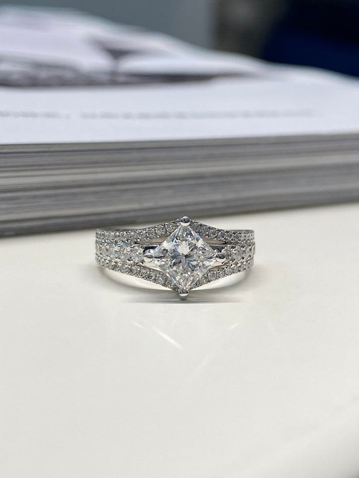 1.0ct-2.0ct Princess Cut Lab Grown Split Shank Diamond Engagement Ring