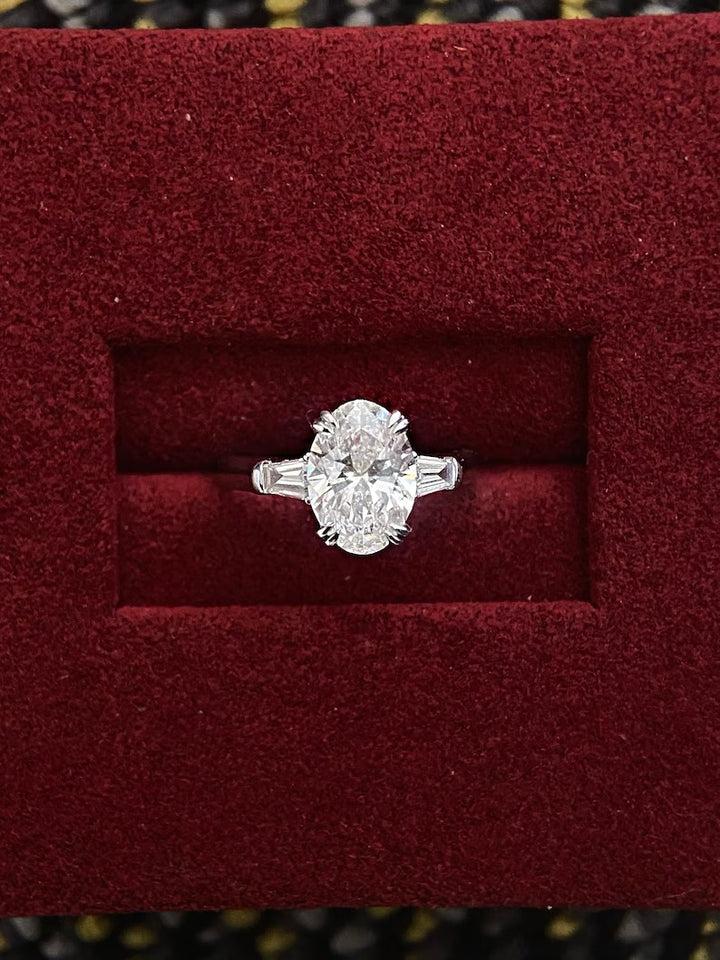 2.50ct-3.50ct Oval Cut Lab Grown Diamond Three Stone Engagement Ring