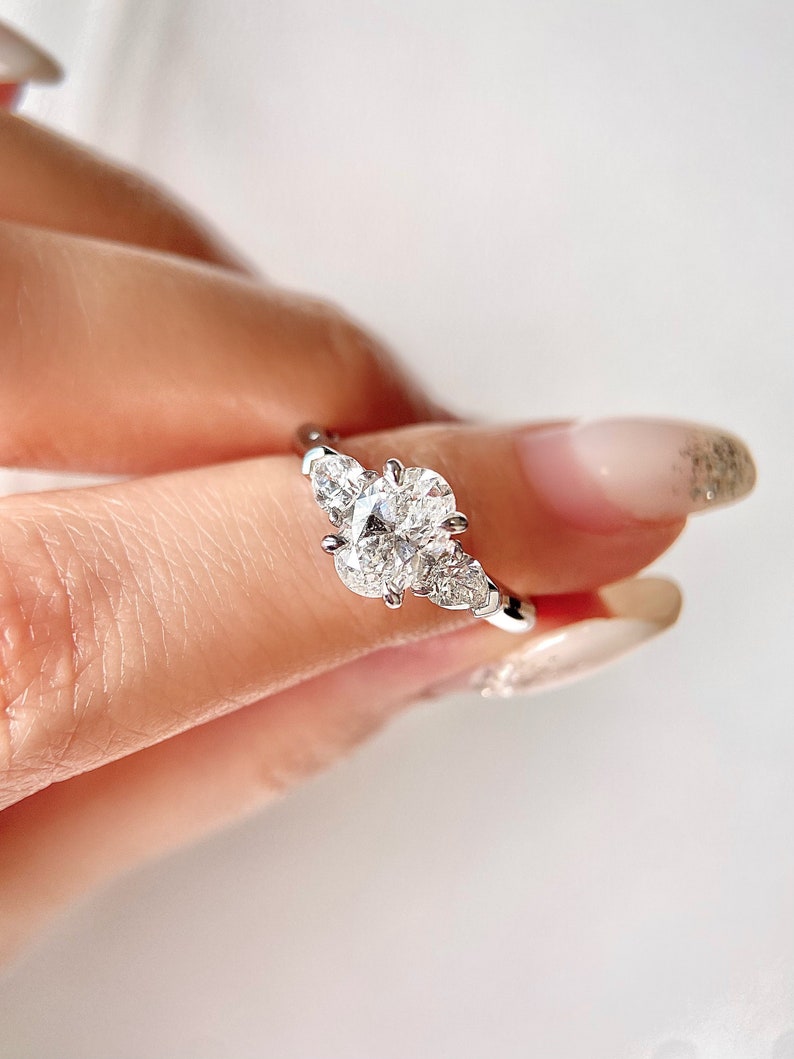 1.0ct-2.0ct Oval Cut Lab Grown Three Stone Diamond Engagement Ring