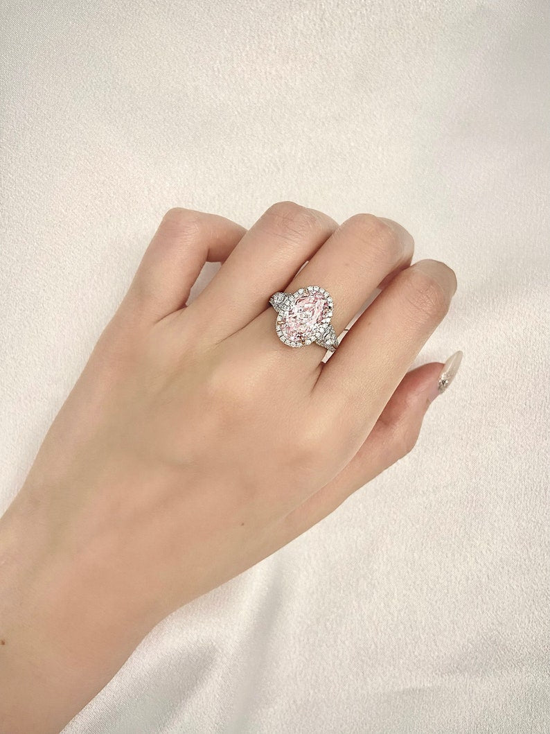 3.0ct-4.0ct Fancy Pink Oval Cut Lab Grown Diamond Halo Engagement Ring