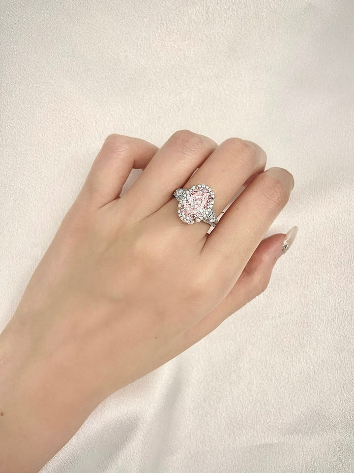 3.0ct-4.0ct Fancy Pink Oval Cut Lab Grown Diamond Halo Engagement Ring