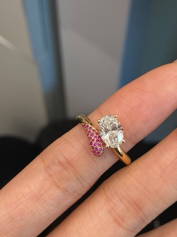 1.50ct-2.50ct Oval Cut Lab Grown Diamond Unique Engagement Ring