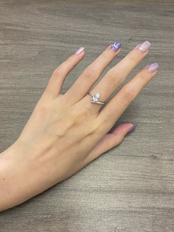 1.0ct-2.0ct Pear Cut Lab Grown Diamond Unique Solitaire Engagement Ring
