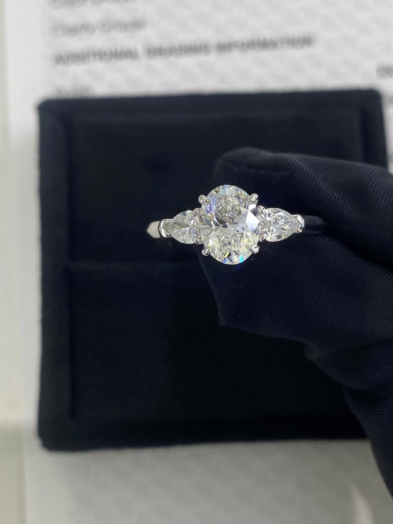 1.0ct-2.0ct Oval Cut Lab Grown Three Stone Diamond Engagement Ring