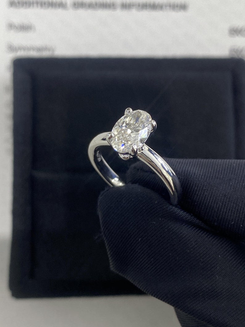 1.0ct-2.0ct Oval Cut Lab Grown Thick Band Diamond Engagement Ring