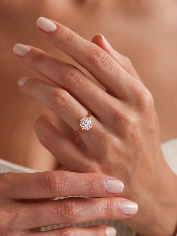 1.50ct-2.50ct Round Cut Lab Grown Diamond Unique Halo Engagement Ring