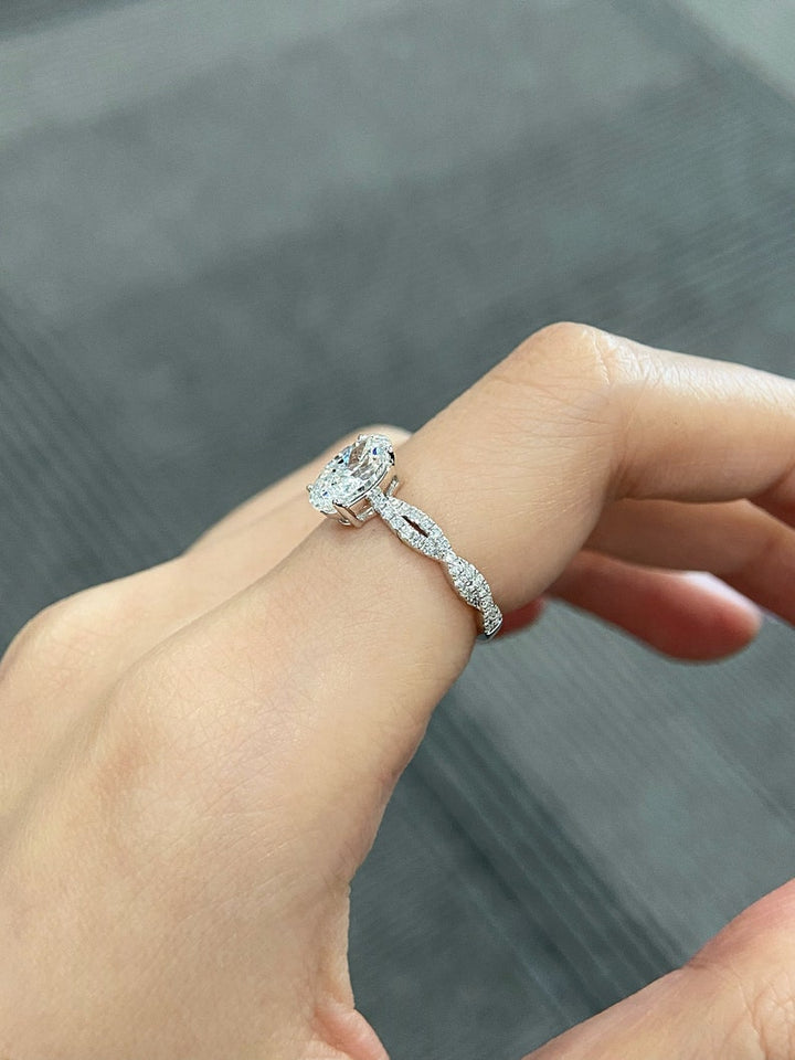 1.50ct-2.50ct Oval Cut Lab Grown Diamond Infinity Engagement Ring