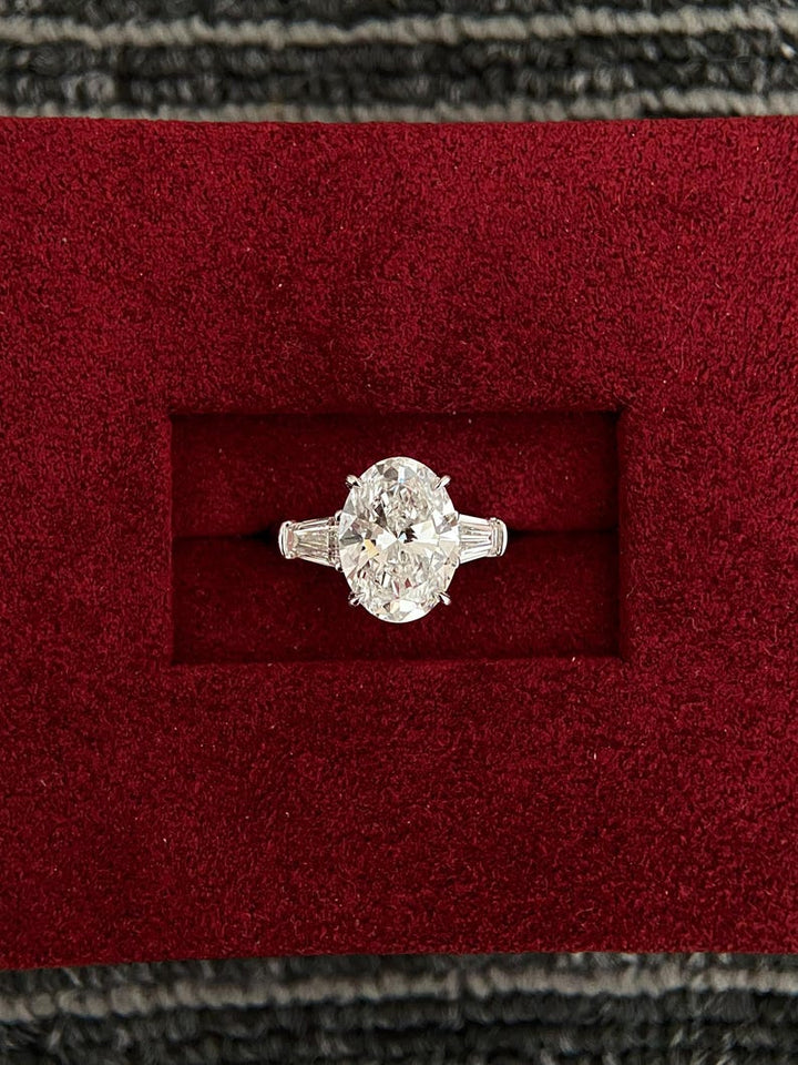 2.50ct-3.50ct Oval Cut Lab Grown Diamond Three Stone Engagement Ring