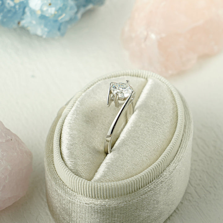 1.50ct-2.50ct Round Cut Lab Grown Bypass Diamond Engagement Ring