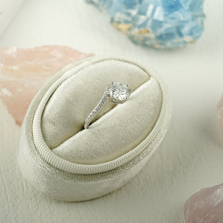 1.50ct-2.50ct Round Cut Lab Grown Diamond Engagement Ring With Half Pave