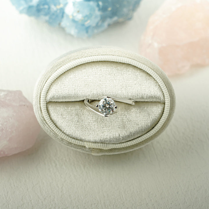 1.50ct-2.50ct Round Cut Lab Grown Bypass Diamond Engagement Ring