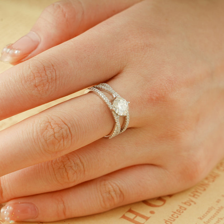 1.0ct-2.0ct Round Cut Lab Grown Diamond Unique Pave Engagement Ring
