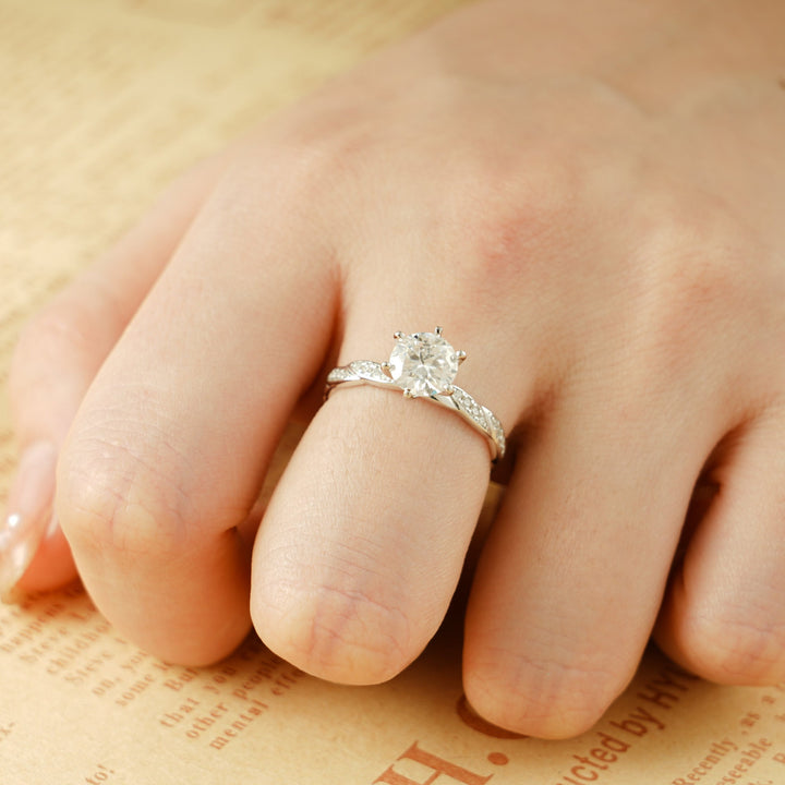 1.50ct-2.50ct Round Cut Lab Grown Diamond Half Pave Twisted Engagement Ring