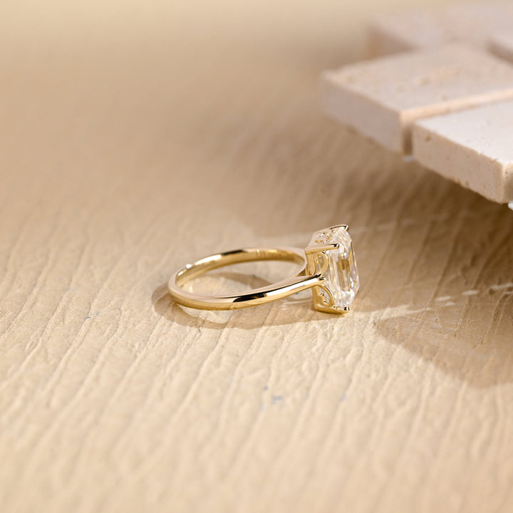 1.50ct-2.50ct Emerald Cut Lab Grown Diamond Solitaire Engagement Ring