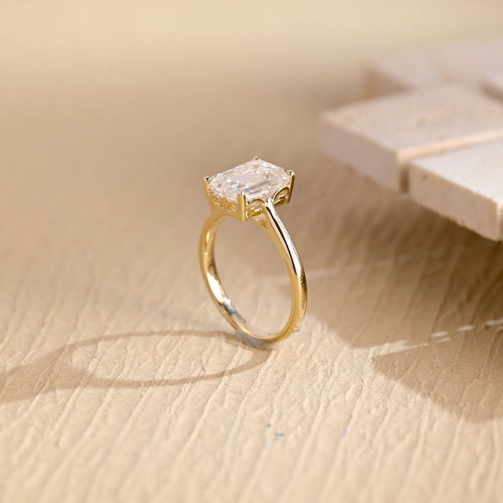1.50ct-2.50ct Emerald Cut Lab Grown Diamond Solitaire Engagement Ring