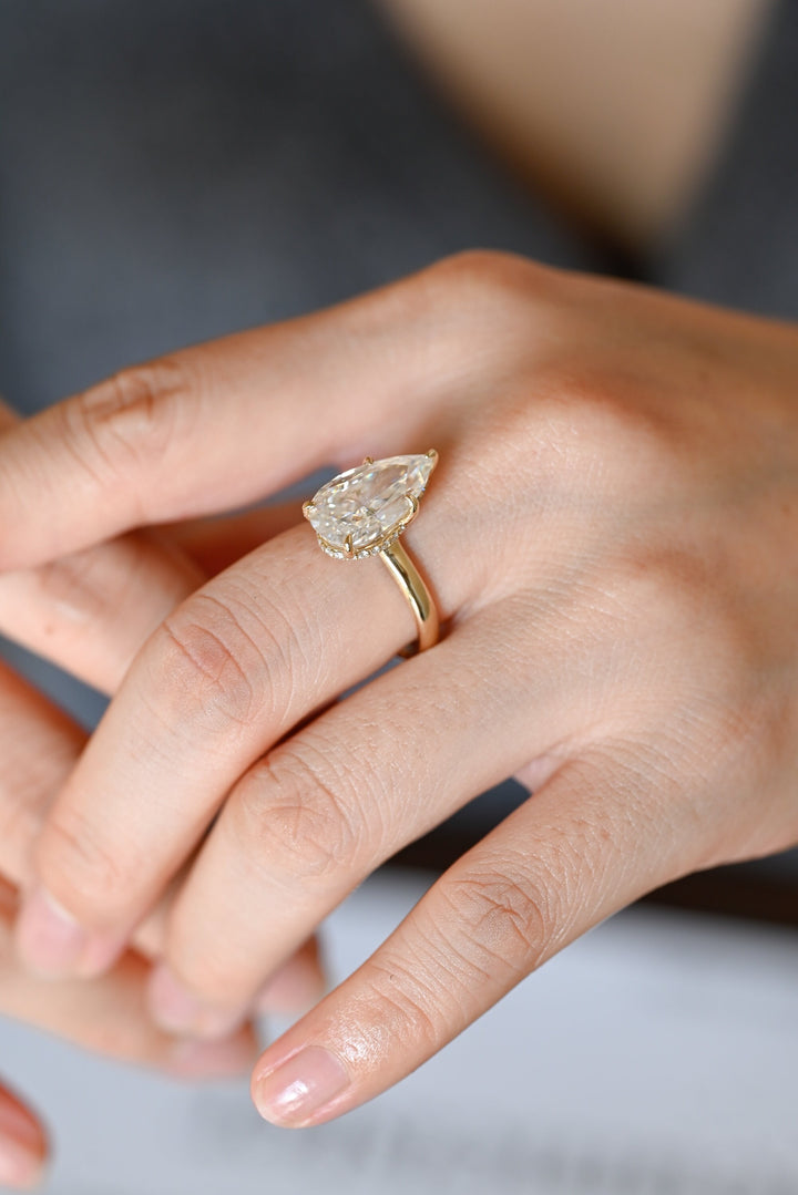 2.50ct-3.50ct Pear Cut Lab Grown Diamond Hidden Halo Engagement Ring