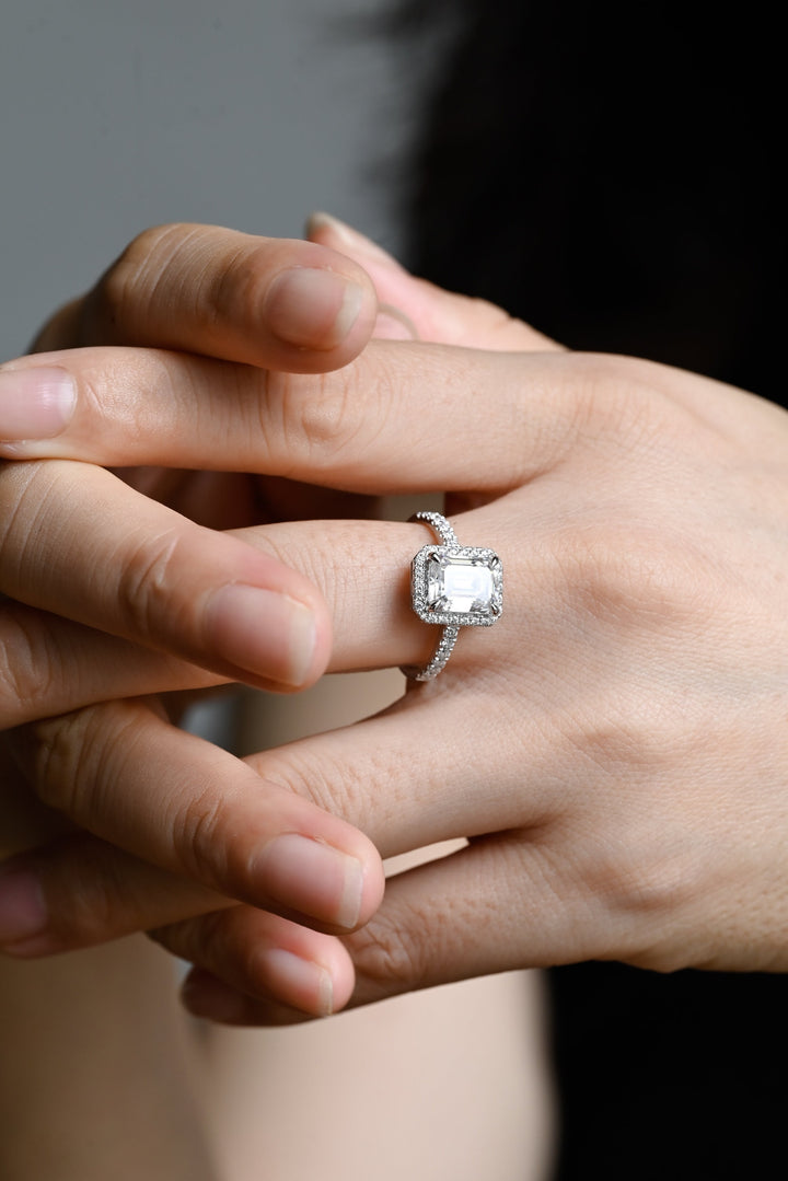 1.0ct-2.0ct Emerald Cut Lab Grown Diamond Halo Engagement Ring