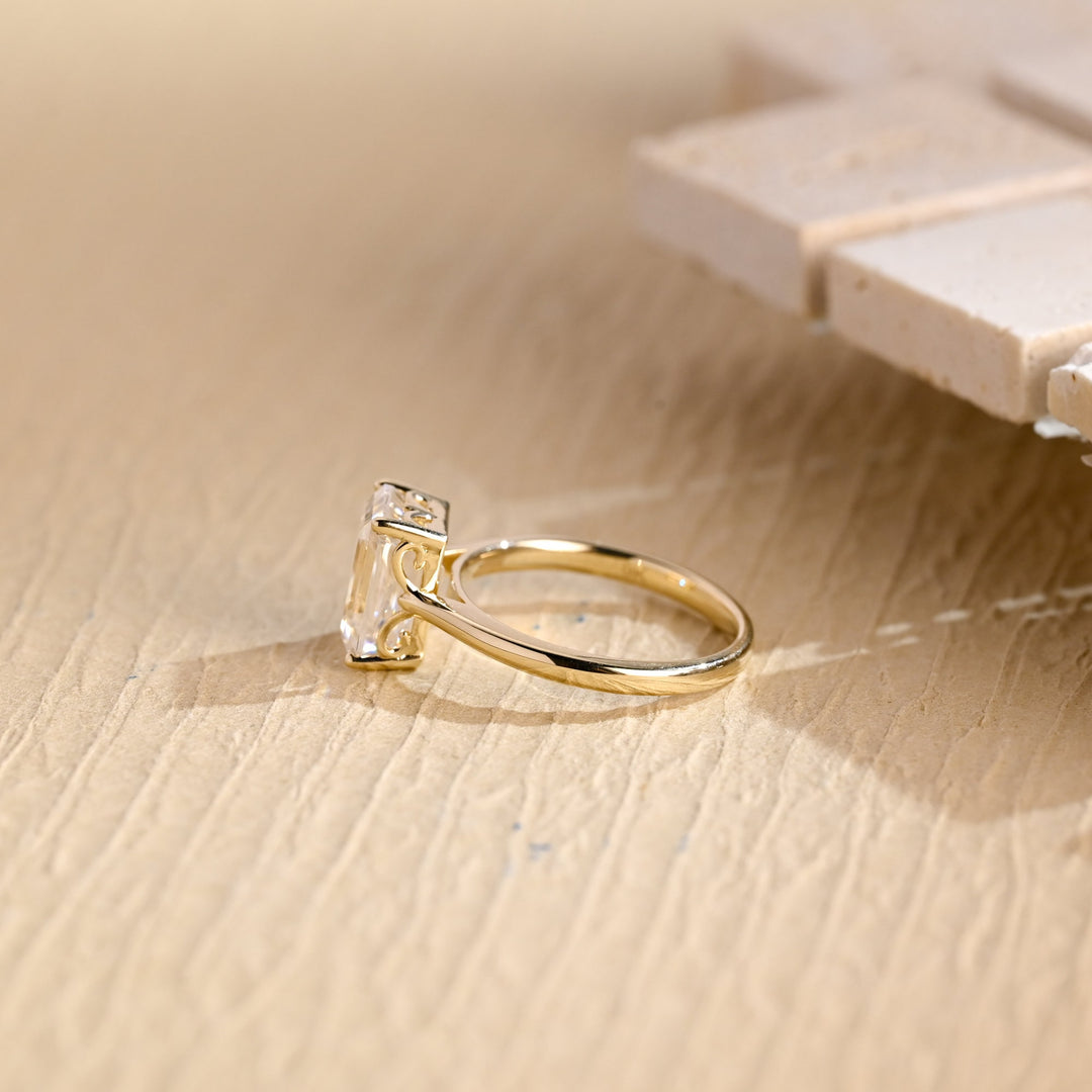 1.50ct-2.50ct Emerald Cut Lab Grown Diamond Solitaire Engagement Ring