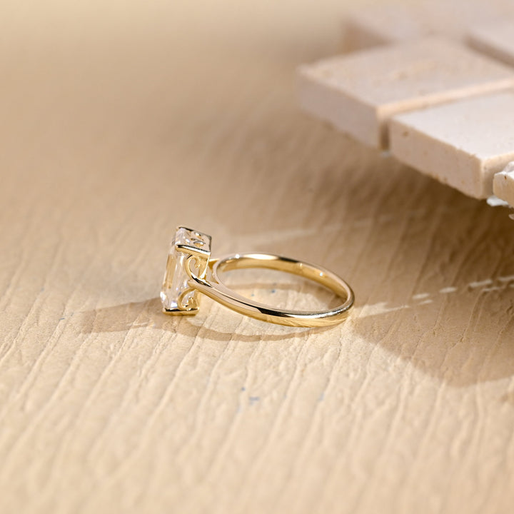 1.50ct-2.50ct Emerald Cut Lab Grown Diamond Solitaire Engagement Ring