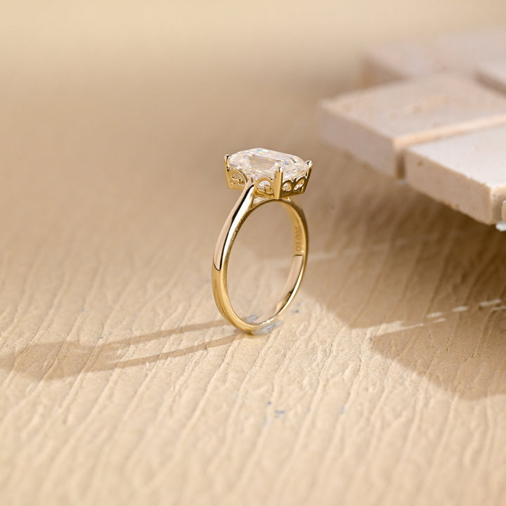 2.50ct-3.50ct Emerald Cut Lab Grown Solitaire Diamond Engagement Ring