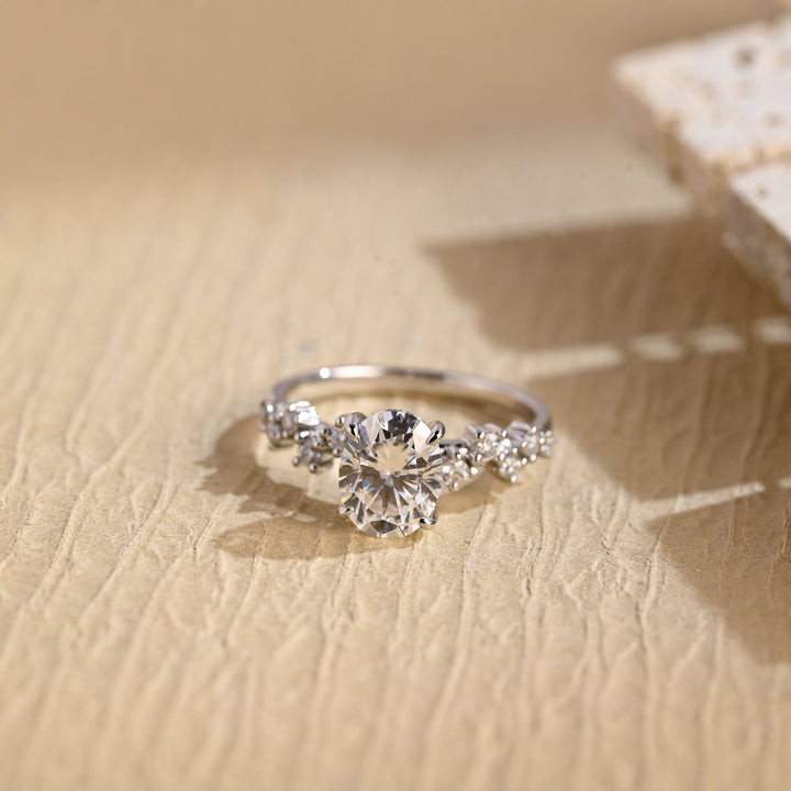 1.50ct-2.50ct Oval Cut Lab Grown Diamond Cluster Engagement Ring