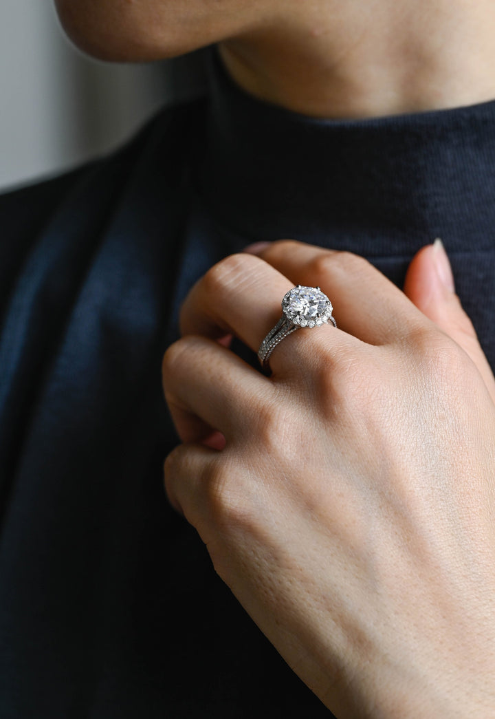 1.50ct-2.50ct Round Cut Lab Grown Halo Diamond Pave Engagement Ring
