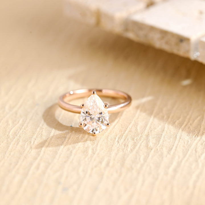 2.0ct-3.0ct Pear Cut Lab Grown Hidden Halo Diamond Engagement Ring