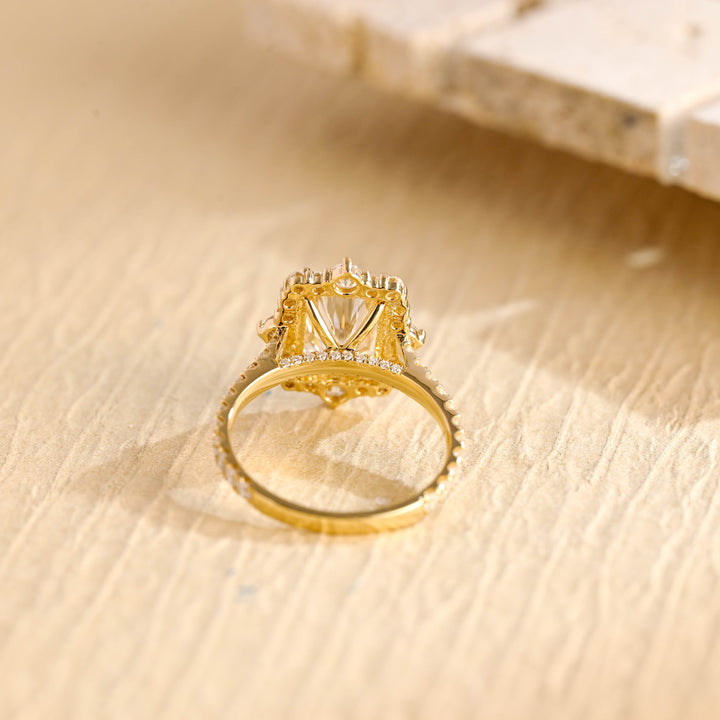 1.50ct-2.50ct Radiant Cut Lab Grown Unique Halo Diamond Engagement Ring