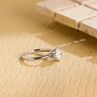 2.0ct-4.0ct Round Cut Lab Grown Solitaire Diamond Engagement Ring
