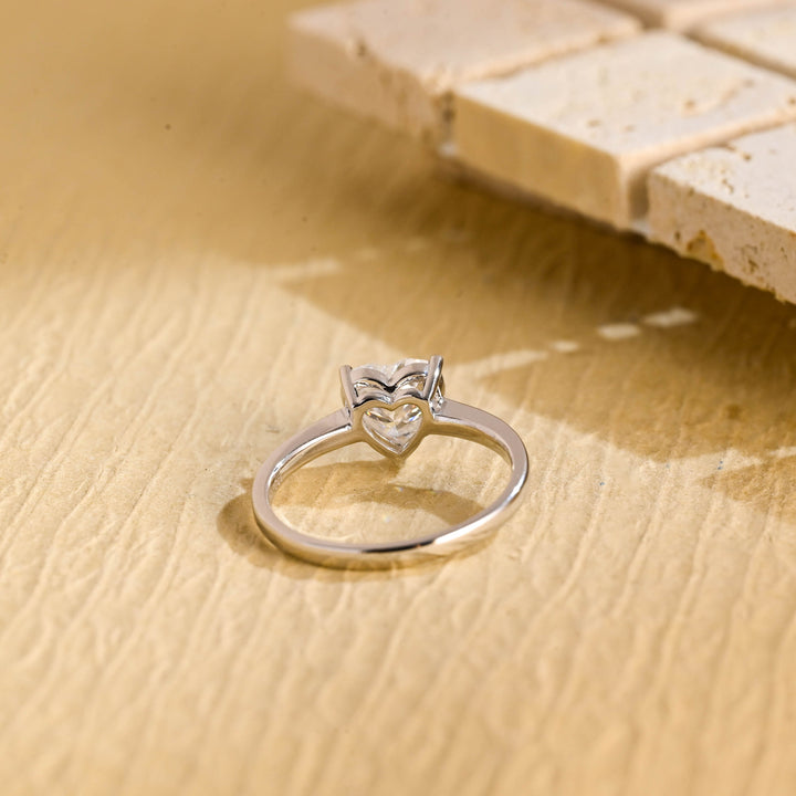 1.0ct-2.0ct Heart Cut Lab Grown Diamond Solitaire Engagement Ring