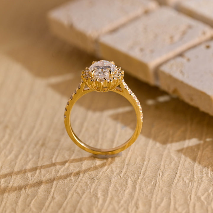 1.50ct-2.50ct Oval Cut Lab Grown Diamond Floral Halo Engagement Ring